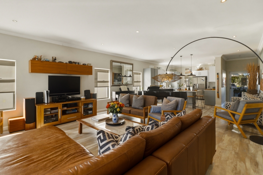 3 Bedroom Property for Sale in Croydon Vineyard Estate Western Cape